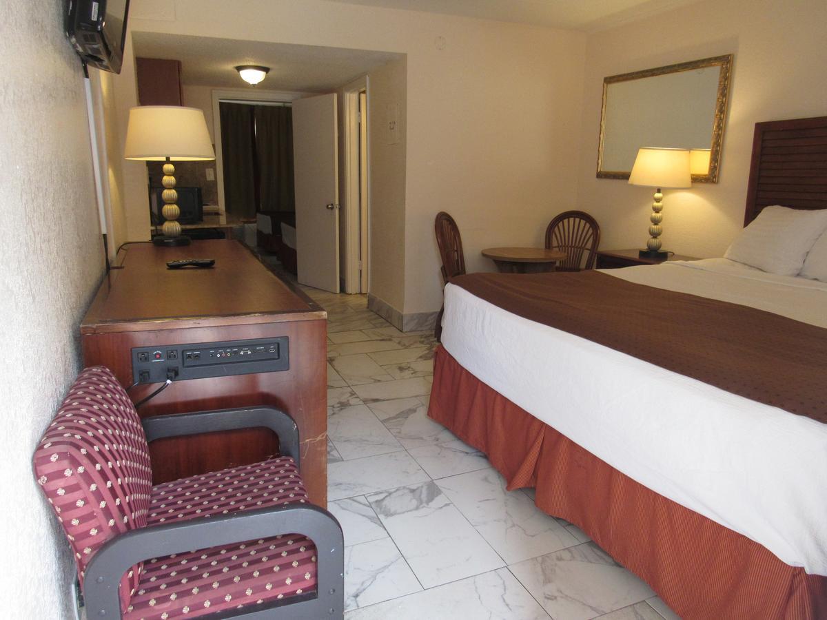 Sea Banks Motor Inn Миртъл Бийч Екстериор снимка