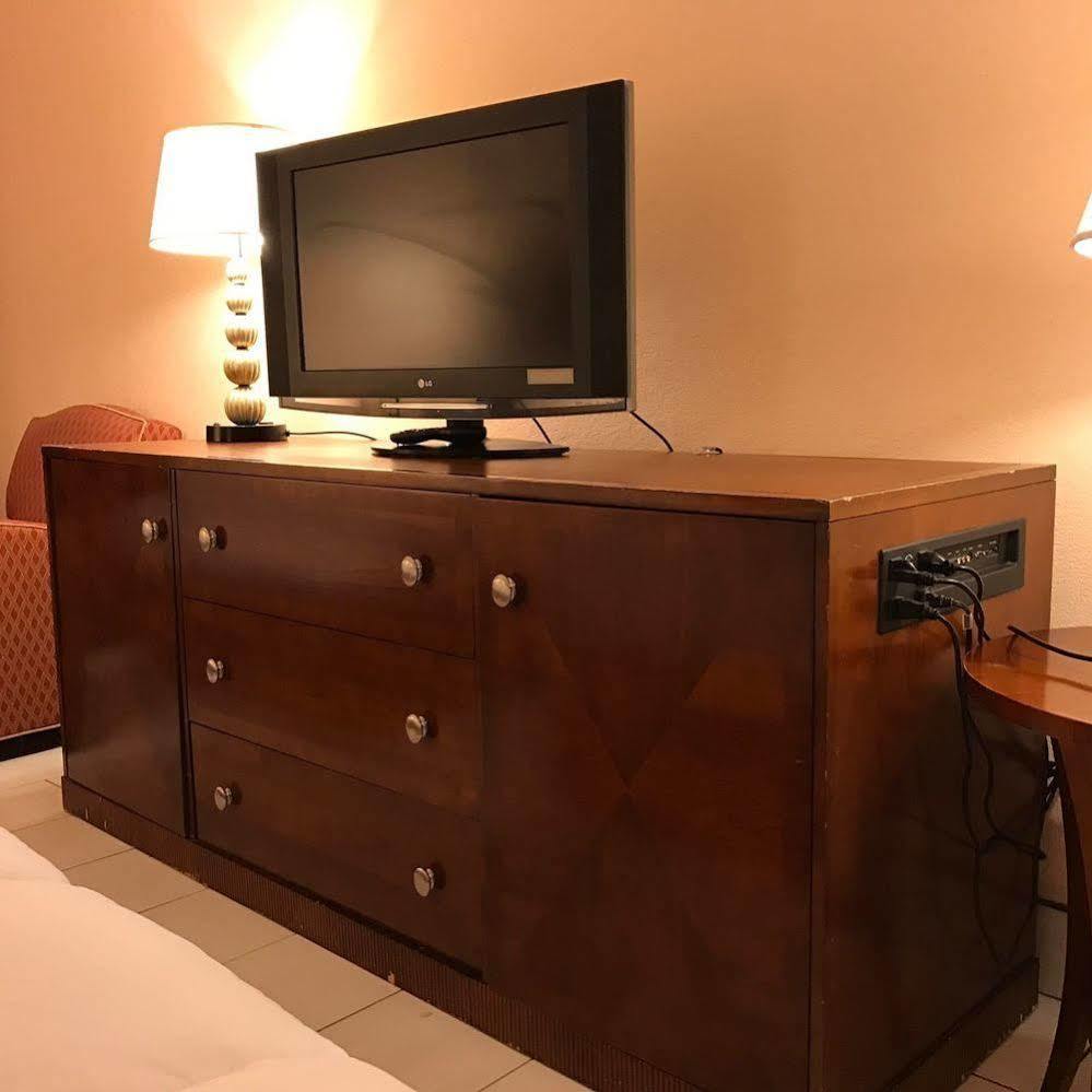 Sea Banks Motor Inn Миртъл Бийч Екстериор снимка